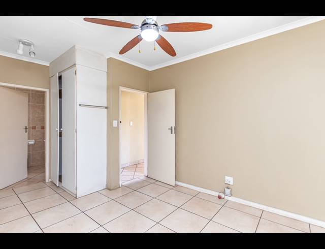 3 BEDROOM DUPLEX FOR SALE IN HALFWAY GARDENS